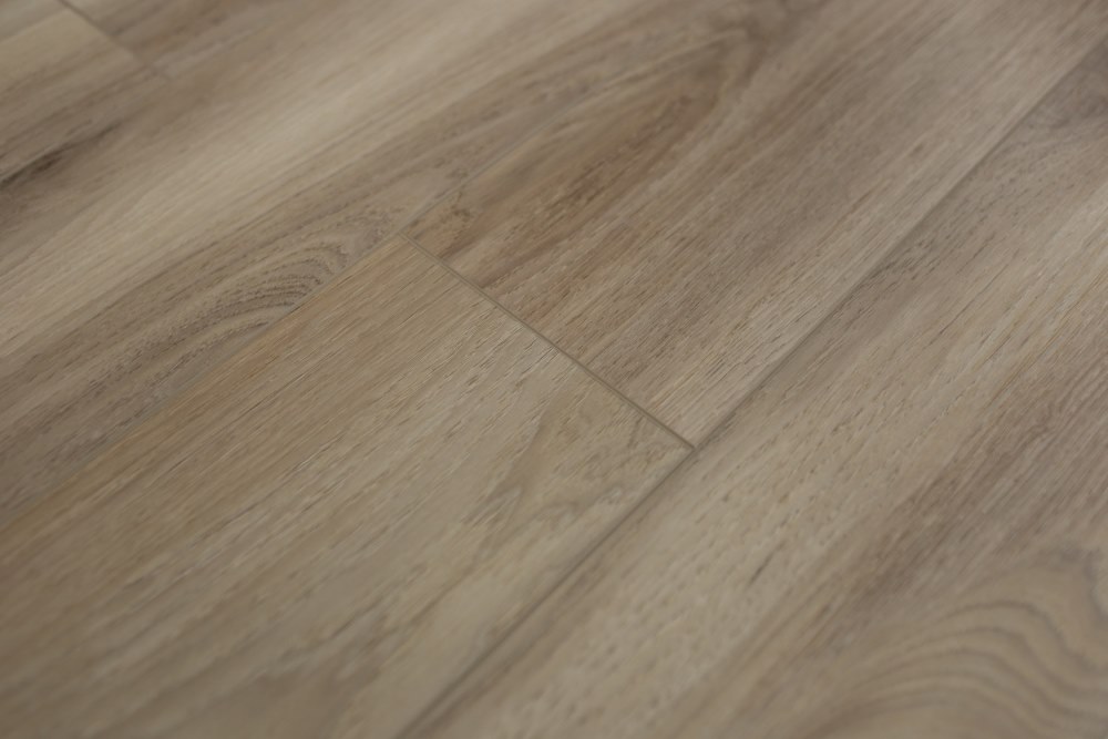 Замковая ПВХ плитка "Art Tile" Клён Фог (1220*152*5 мм) — купить в Дзержинске