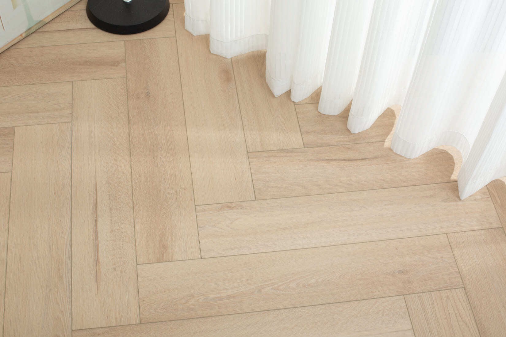 Плитка SPC "OneFloor" 3032 А,В  ЁЛКА (640*128*4 мм) — купить в Дзержинске