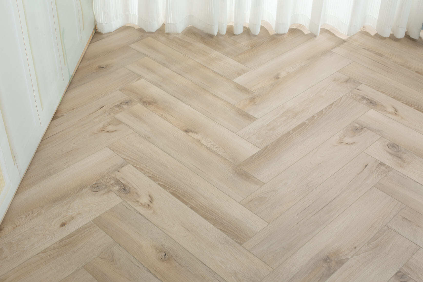 Плитка SPC "OneFloor" 3009 А,В  ЁЛКА (640*128*4 мм) — купить в Дзержинске