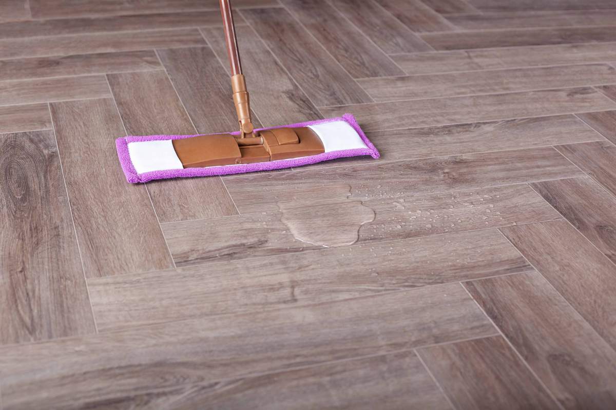 Замковая ПВХ плитка "Aberhof" Carmelita 1862 (615*123*5 мм) — купить в Дзержинске