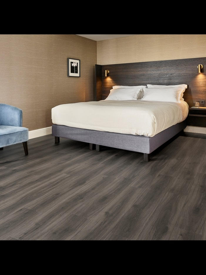 Замковая ПВХ плитка Tradition Oak 890 (1251*189*5 мм) — купить в Дзержинске