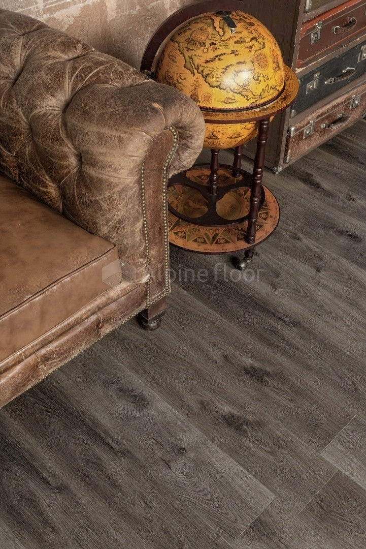 Замковая ПВХ плитка "Alpine Floor" Дуб торфяной  (1524*180*8мм) — купить в Дзержинске