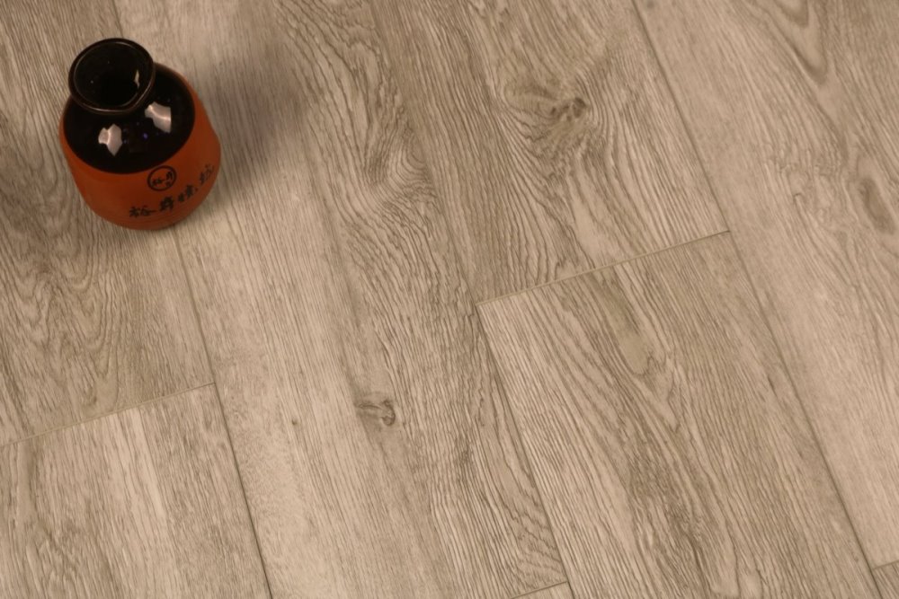 LVT плитка "Profield" Дуб Мадейра (915,4*152,4*2,5 мм) — купить в Дзержинске