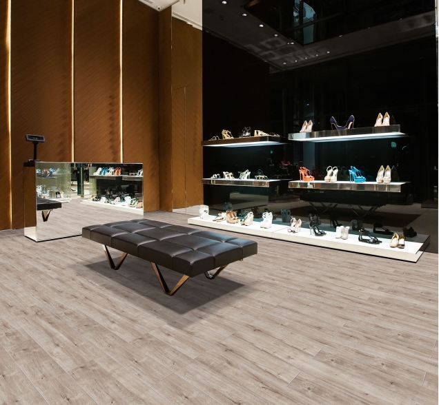 SPC ламинат "Royce" Sense Дуб Кааба 705 (1200*180*4 мм) — купить в Дзержинске