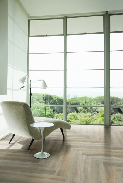 Кварцвиниловая плитка "LG" Орешник классический (1200*180*2 мм) — купить в Дзержинске