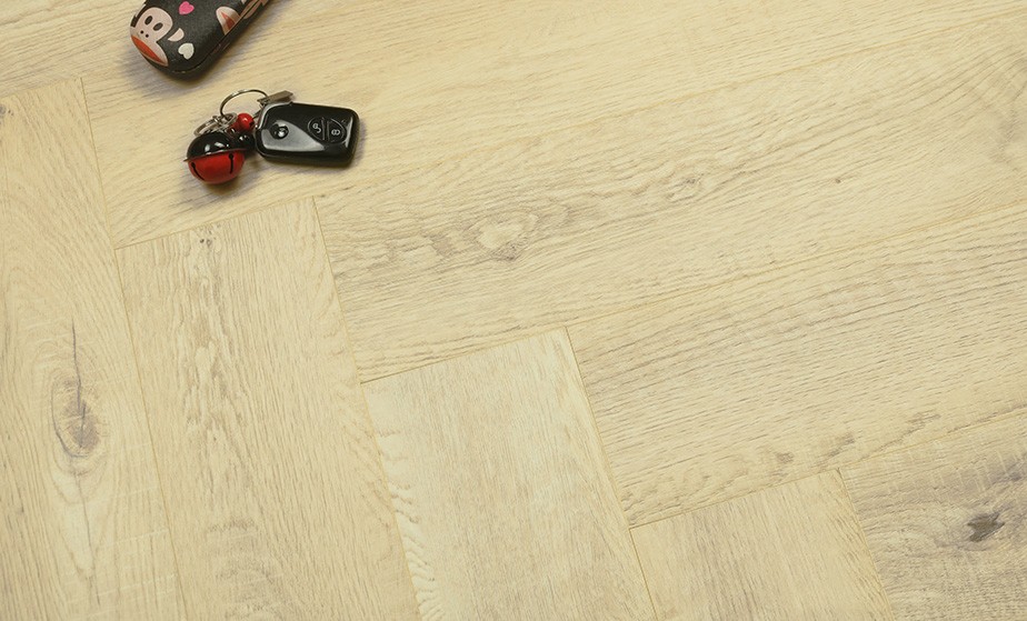 Ламинат SPC AquaMax Дуб Шамбор (640*128*4 мм) — купить в Дзержинске